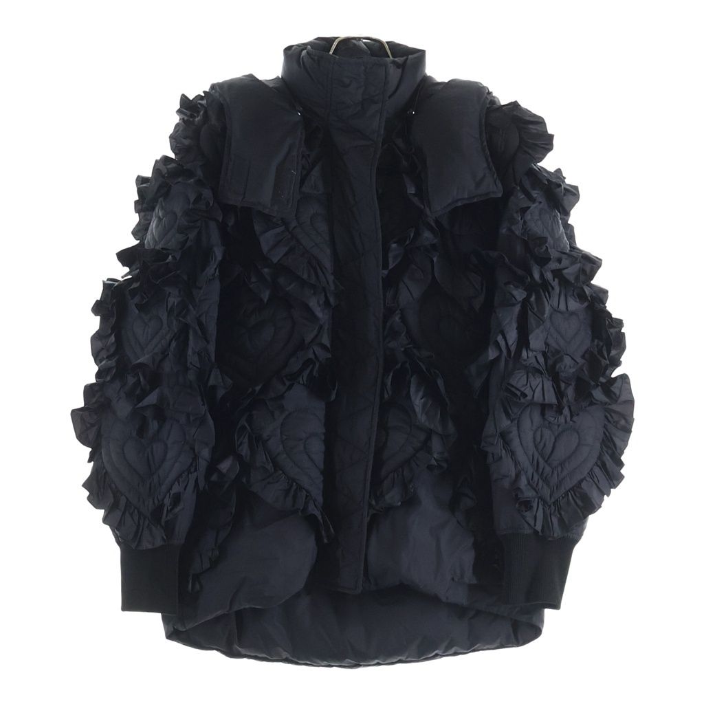 VALENTINO (ヴァレンティノ) SPA HEART JACKET QBCCN00K1LU フローラルハートフリル 中綿ジップアップジャケット ブラック 36,394円