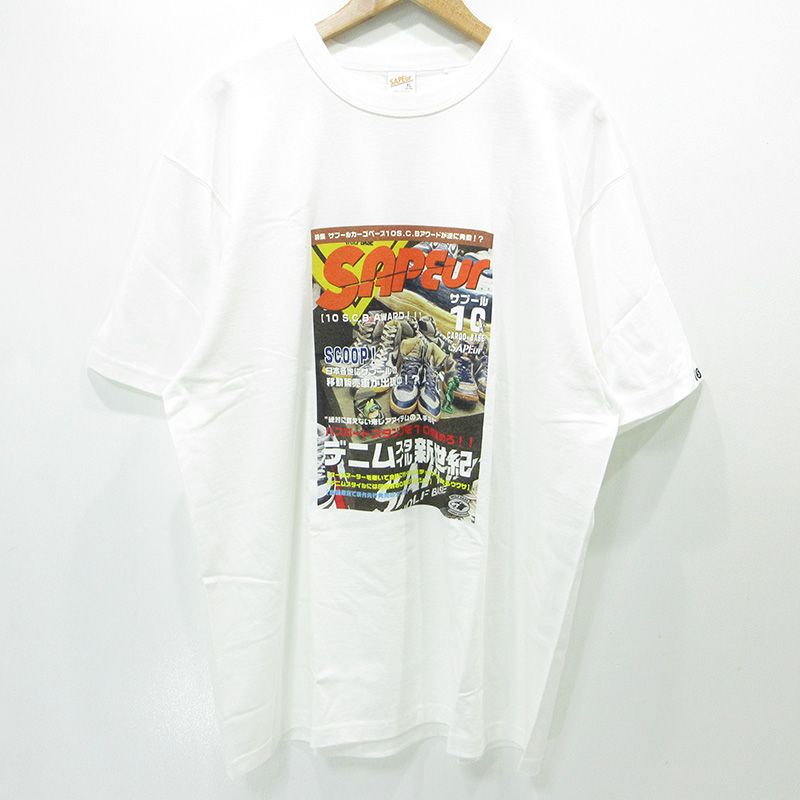 【三重本店】 中古 SAPEur | サプール カーゴベース スタンプ10個達成 23年 フォトプリント半袖Ｔシャツ ホワイト サイズ：XL 【103】