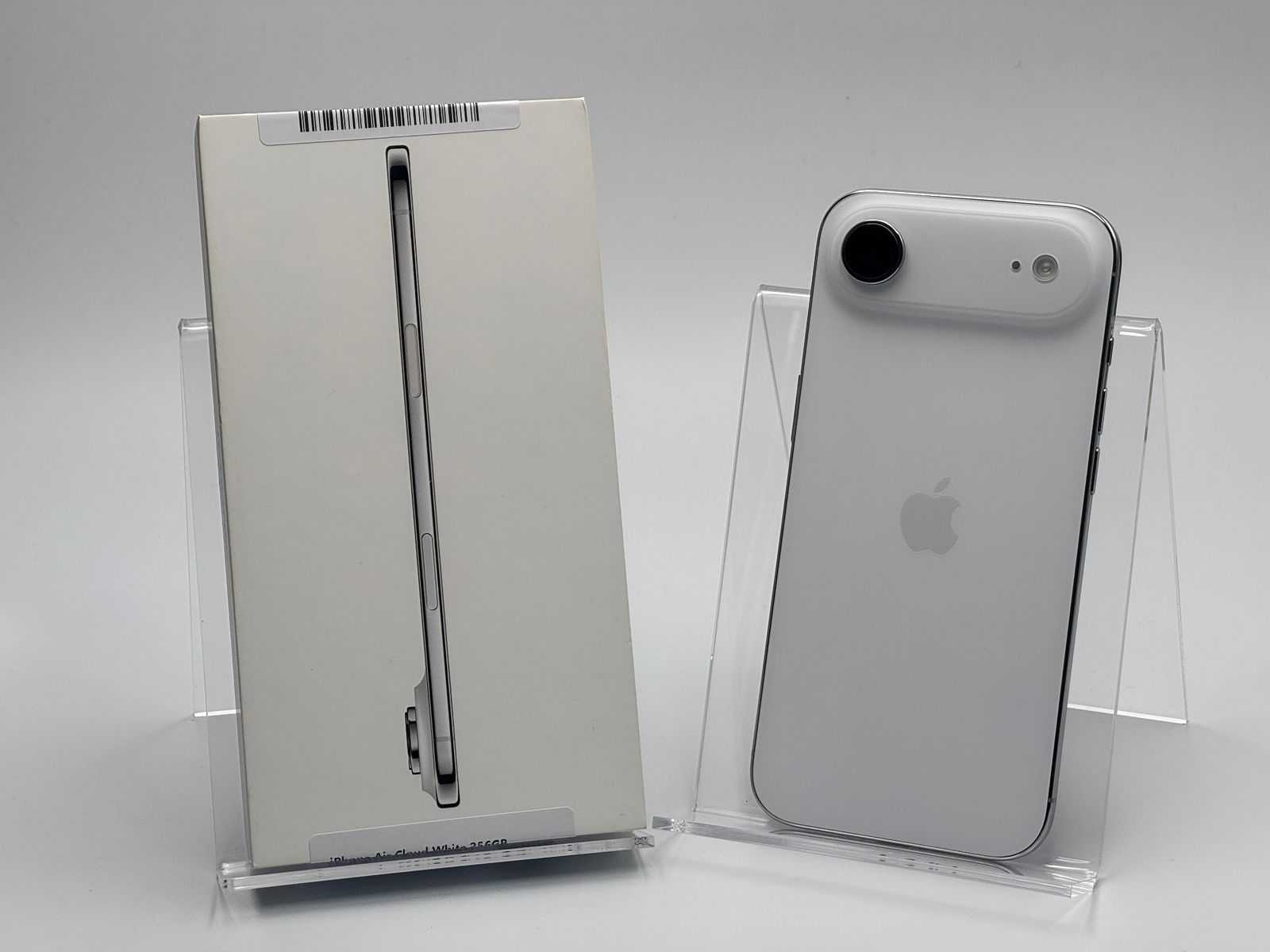 中古A】iPhone Air 256GB 白ロム - メルカリ