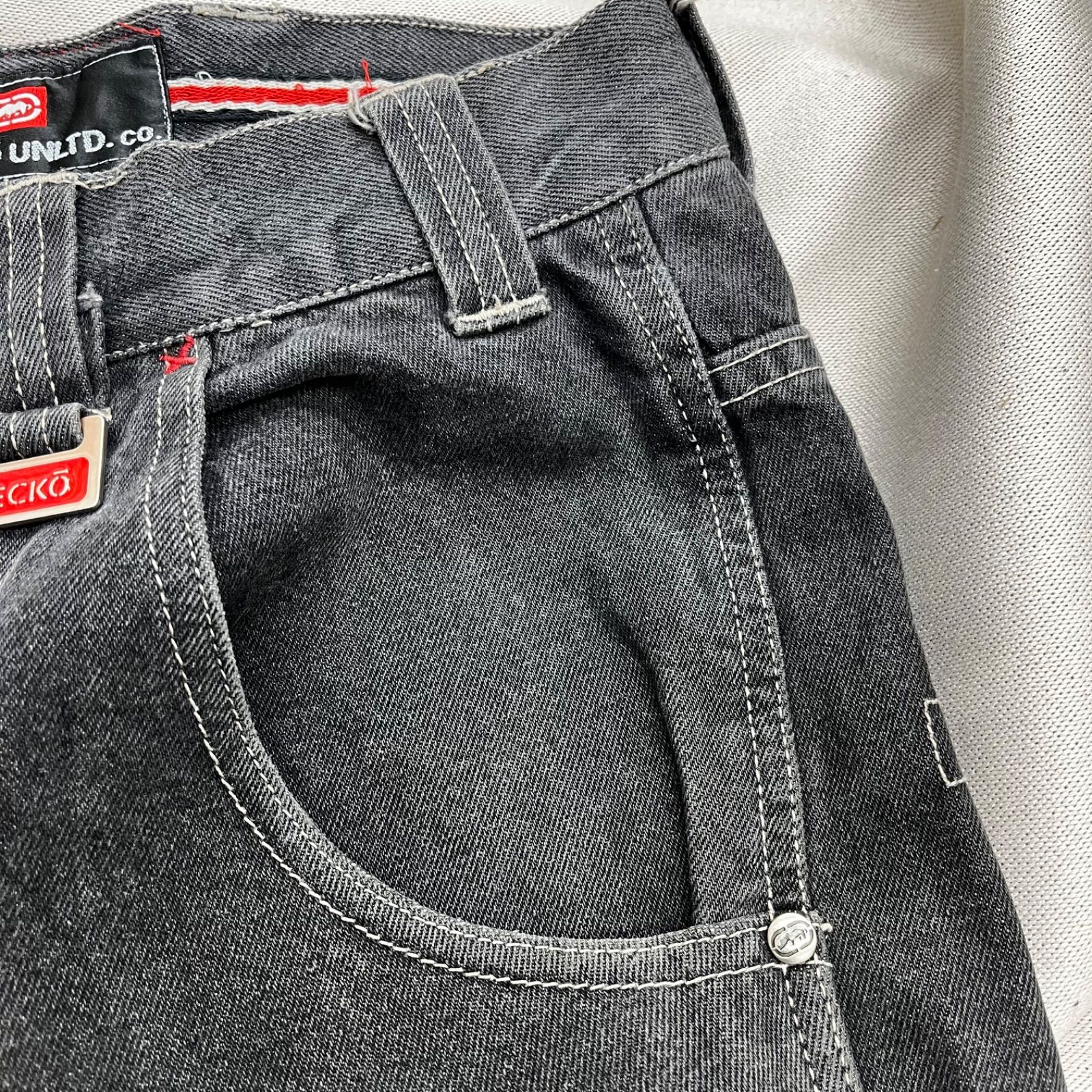 ECKŌ UNLTD（ECKO UNLTD） エコーアンリミテッド デニム ペインター 