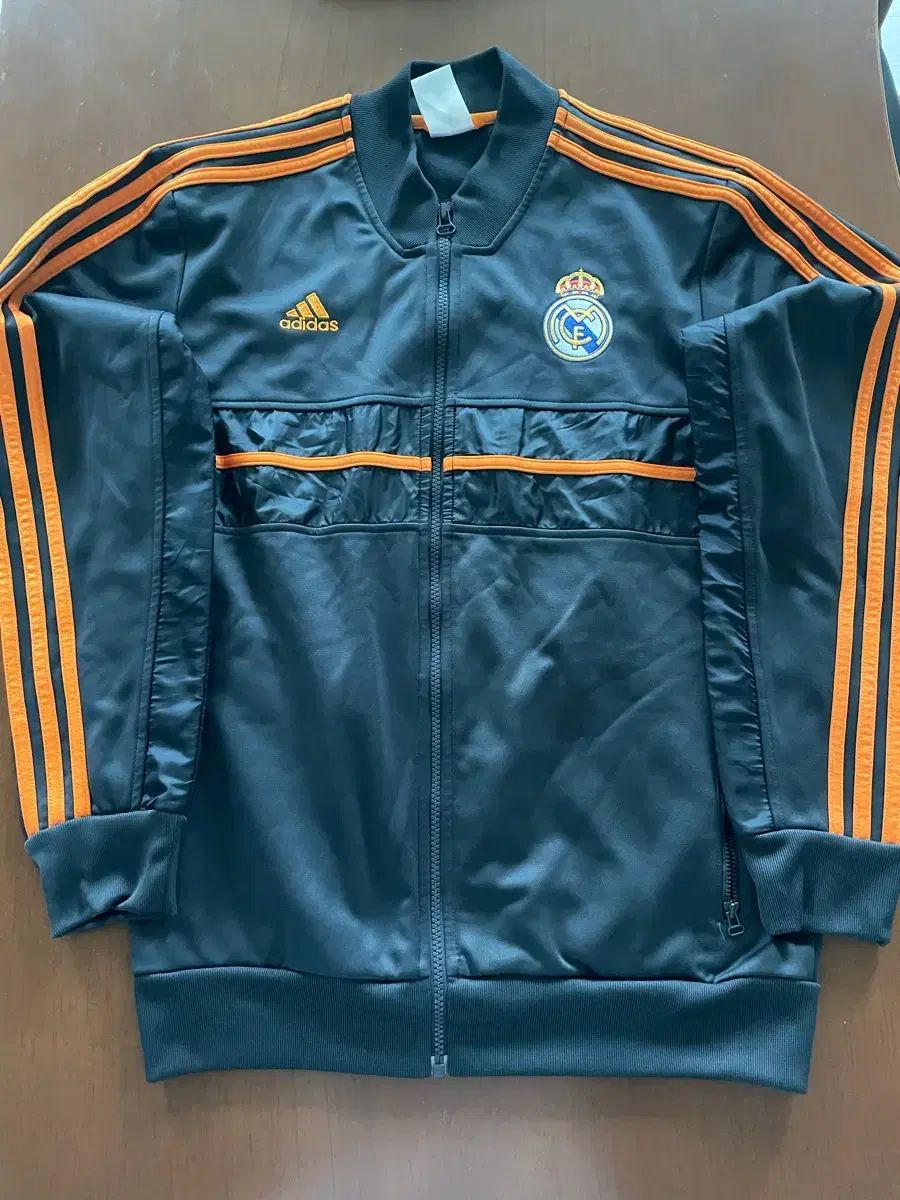  Real Madrid ジャージ Mサイズ adidas レアル・マドリード ジャージ Mサイズ Soccer Futsal Wear