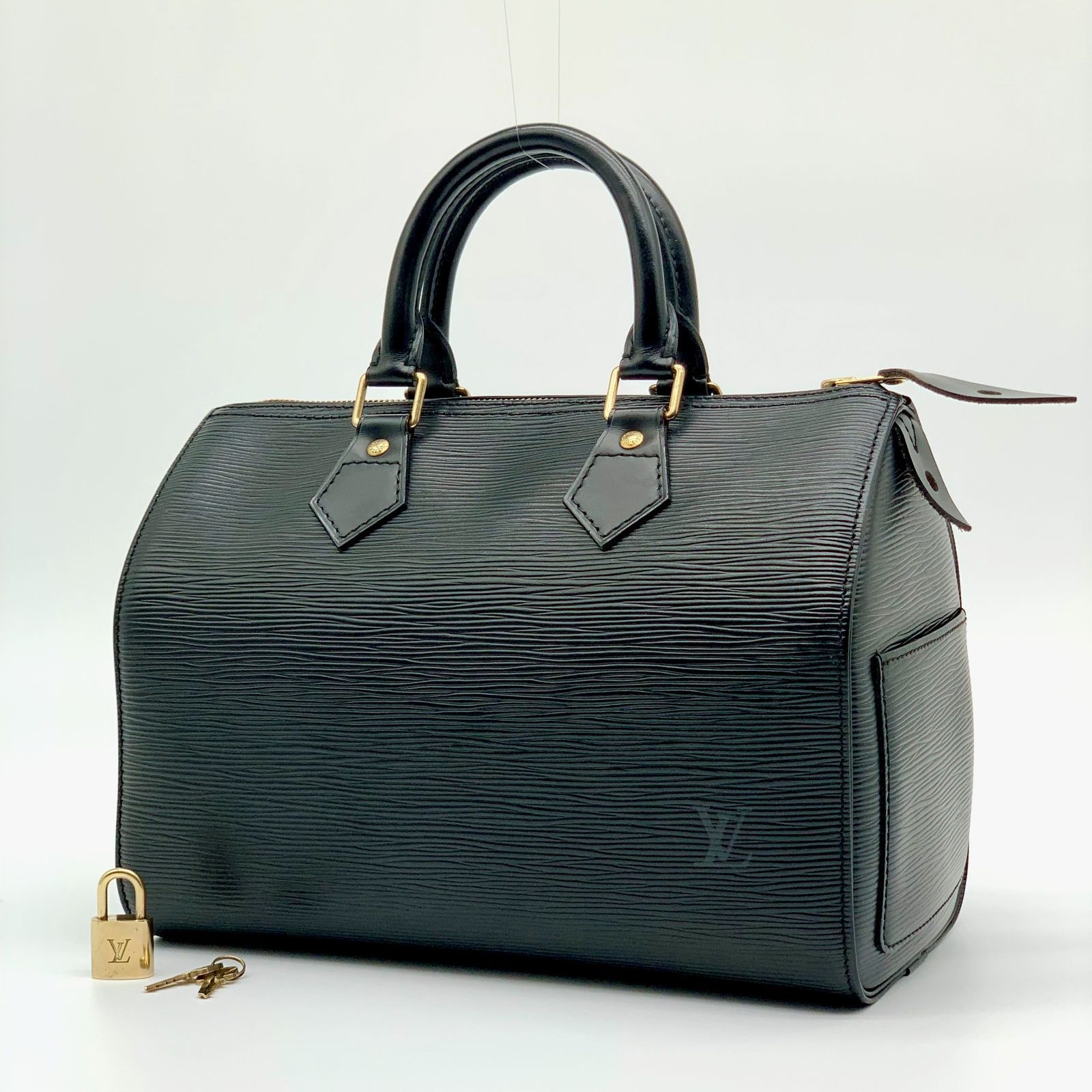 大人気　ルイヴィトン スピーディ 25 エピ ブラック ミニボストン LOUIS VUITTON スピーディ 25 エピ ブラック ハンドバッグ ミニ
