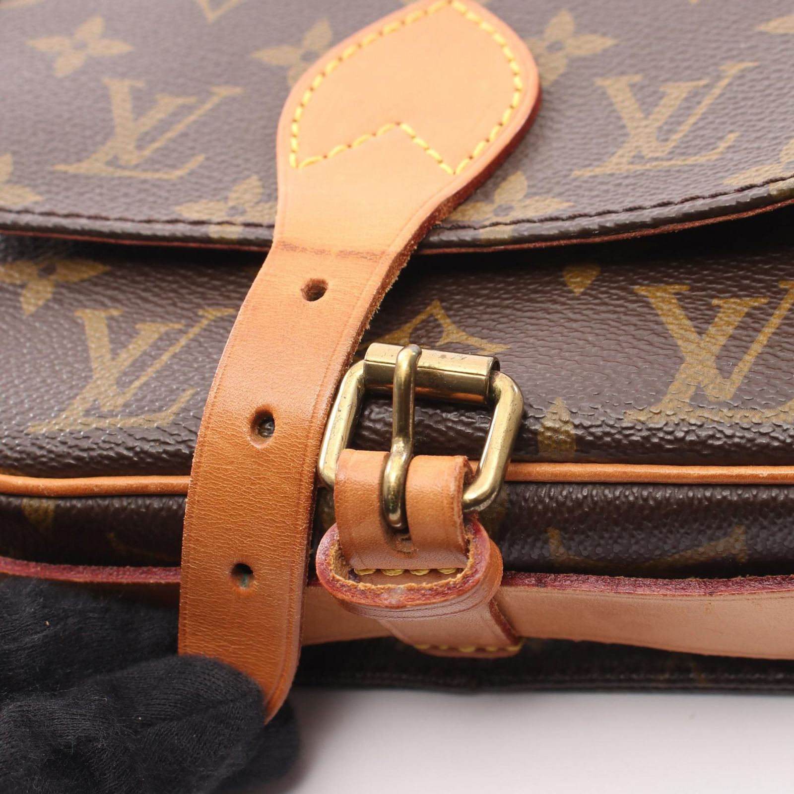 ルイ・ヴィトン LOUIS VUITTON ショルダーバッグ カルトシエールPM