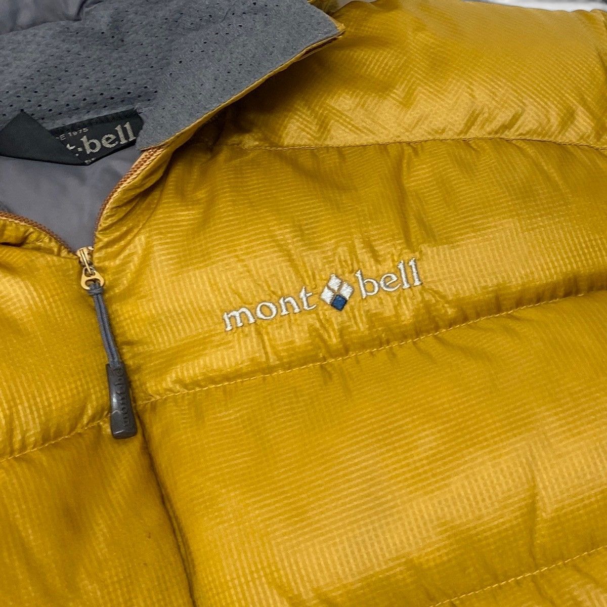 79g1 《美品》 mont-bell モンベル ライトアルパイン ダウンパーカ