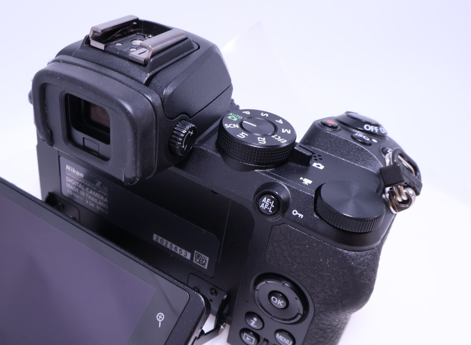 極美品】Nikon Z50 ボディ ブラック ミラーレス一眼カメラ - メルカリ