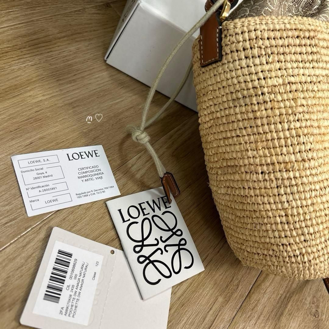 LOEWEロエベ ポシェットバッグ 斜めがけショルダーカゴバッグ ラフィア