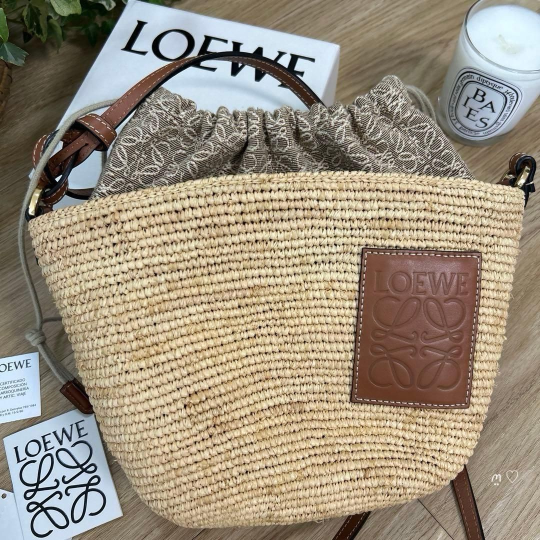 LOEWEロエベ ポシェットバッグ 斜めがけショルダーカゴバッグ ラフィア
