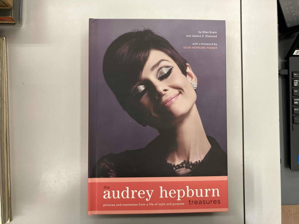 the audrey hepburn treasures オードリー ヘップバーン トレジャーズ