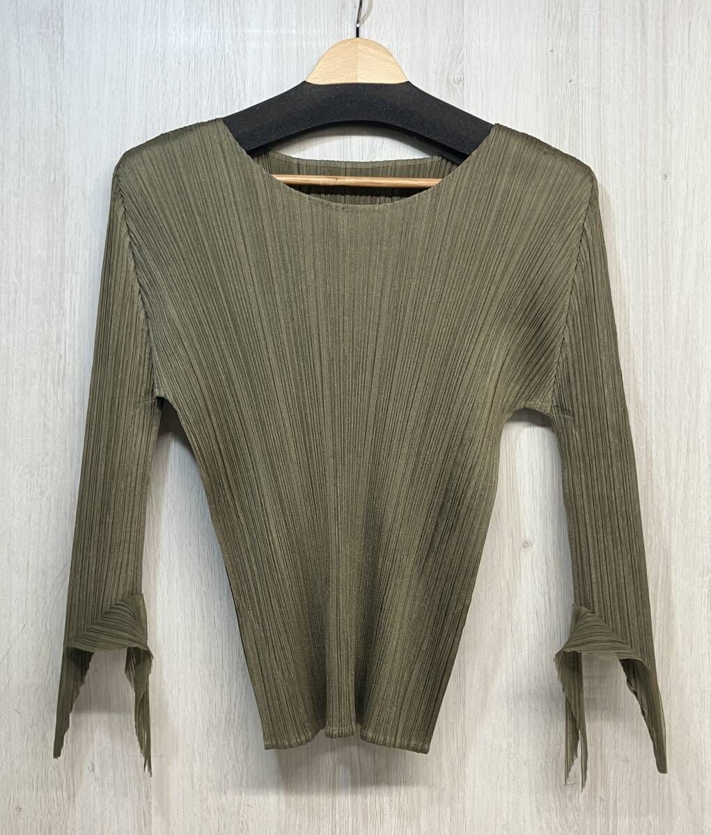 PLEATS PLEASE プリーツプリーズ ISSEY MIYAKE イッセイミヤケ 長袖 カットソー PP61-JK611 レディース カーキ サイズ 3 日本製