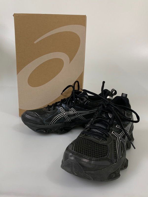 [Used goods] ASICS ASICS GEL-QUANTUM KINETIC GRAPHITE 24SS 1203A270-023 GEL QUANTUM KINETIC GRAPHITE SNEAKERS MEN'S SHOES SHOES [162-260303-em-29-min]