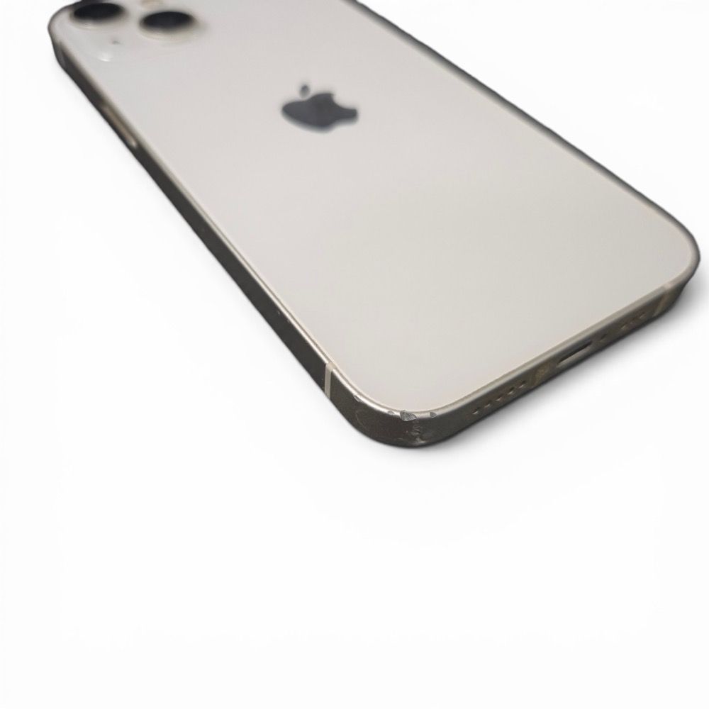 iPhone13 ホワイト ジャンク 動作確認済 - メルカリ