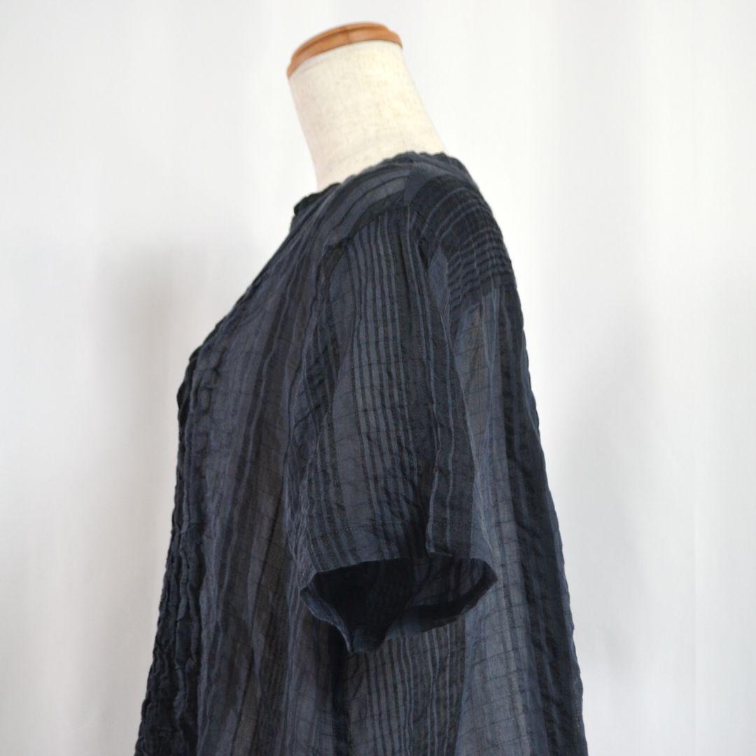 ハートイッセイミヤケ　麻　半袖ブラウス ISSEY MIYAKE HaaT イッセイミヤケ ハート 絹・麻ブレンドコットン