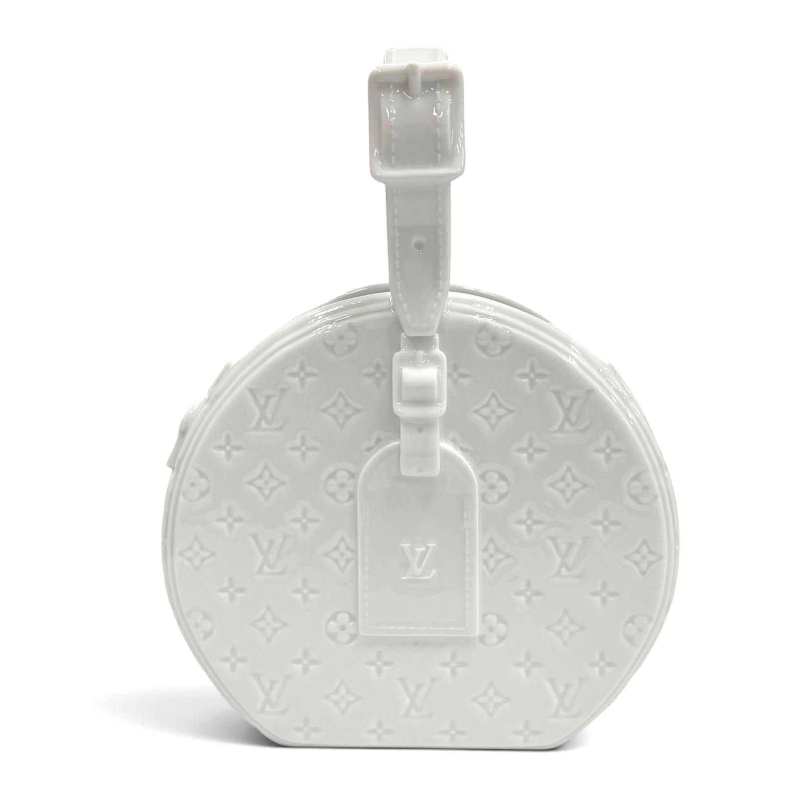 未使用品★LOUIS VUITTON ルイヴィトン GI0576 ヴェース ポーセリン モノグラム パターン エンボス加工 バッグモチーフ 花瓶 白 箱付