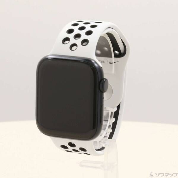 ソフマップ 〔中古品〕 Apple Watch SE 第2世代 GPS 44mm ミッドナイトアルミニウムケース サミットホワイト／ブラックNikeスポーツバンド【352】 18,623円