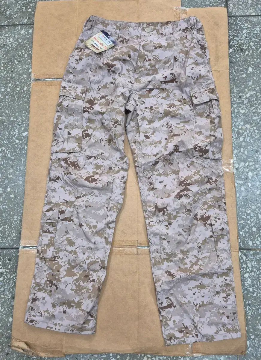 USMC 米海兵隊 DESERT FROG パンツ MR 出品
