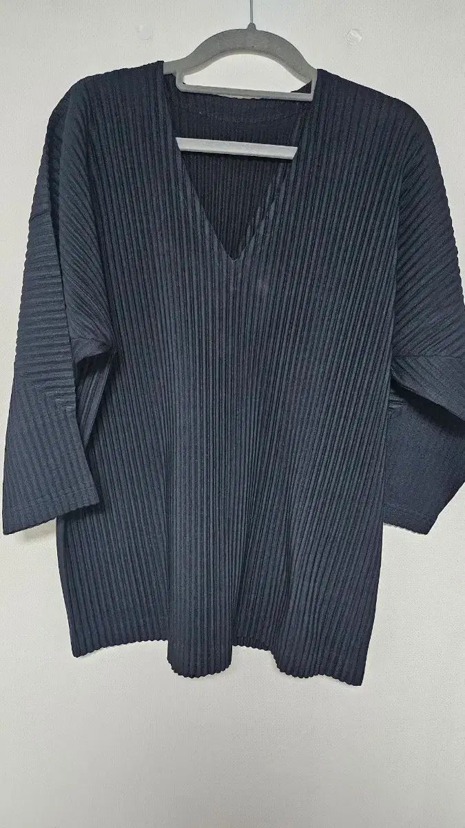 Homme Plisse Vネック 半袖 33,742円