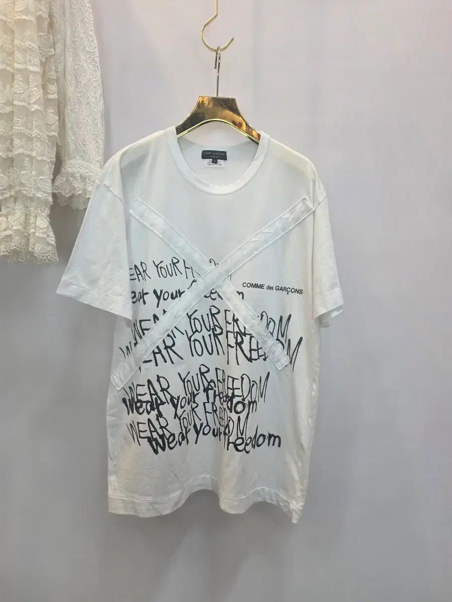 COMME des GARCONS コム・デ・ギャルソン 半袖Tシャツ 白