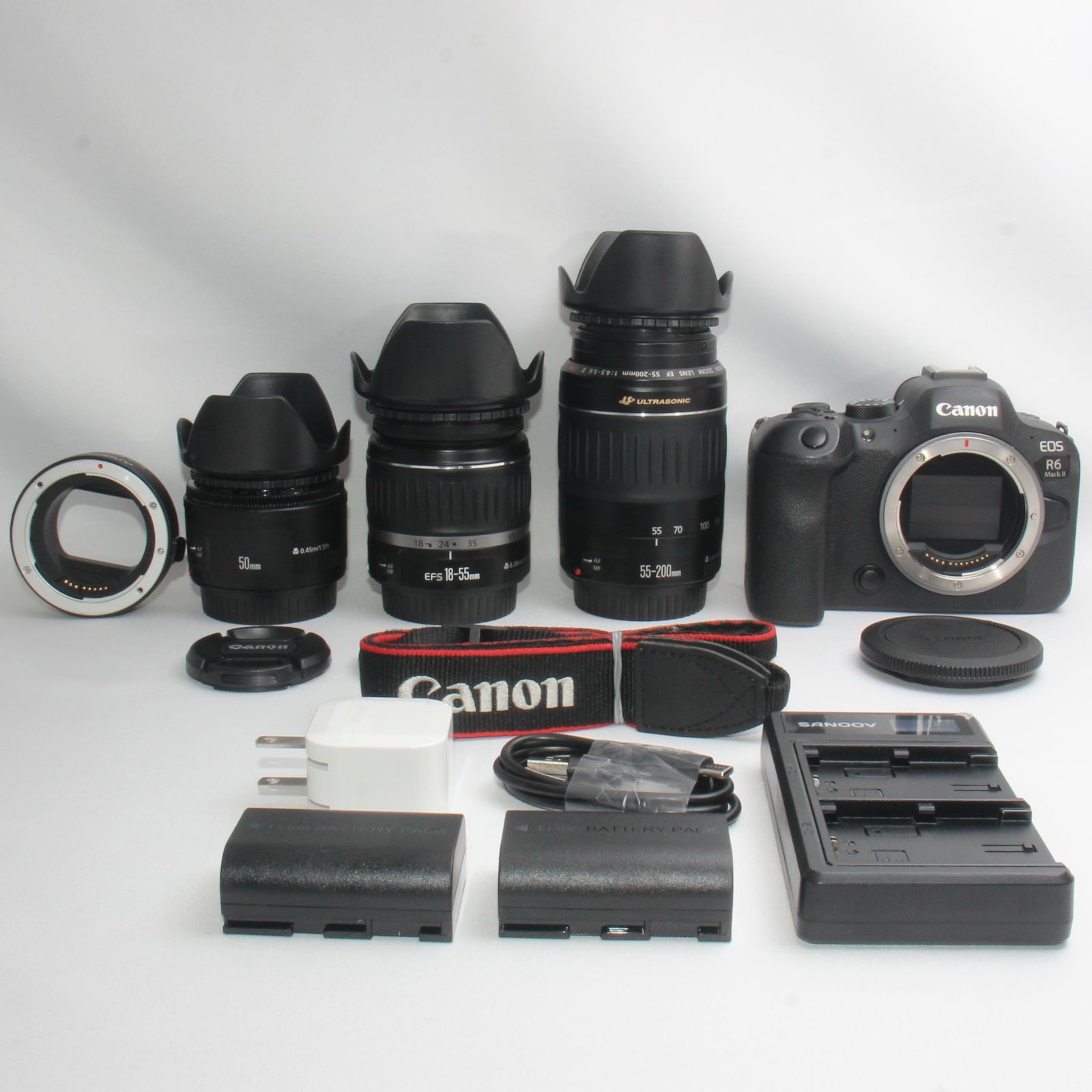 ❤️予備バッテリー付き❤️キヤノン EOS R6 マークII トリプルレンズ❤️ ❤️予備バッテリー付き❤️Canon EOS R6 MARKII トリプルズームレンズ