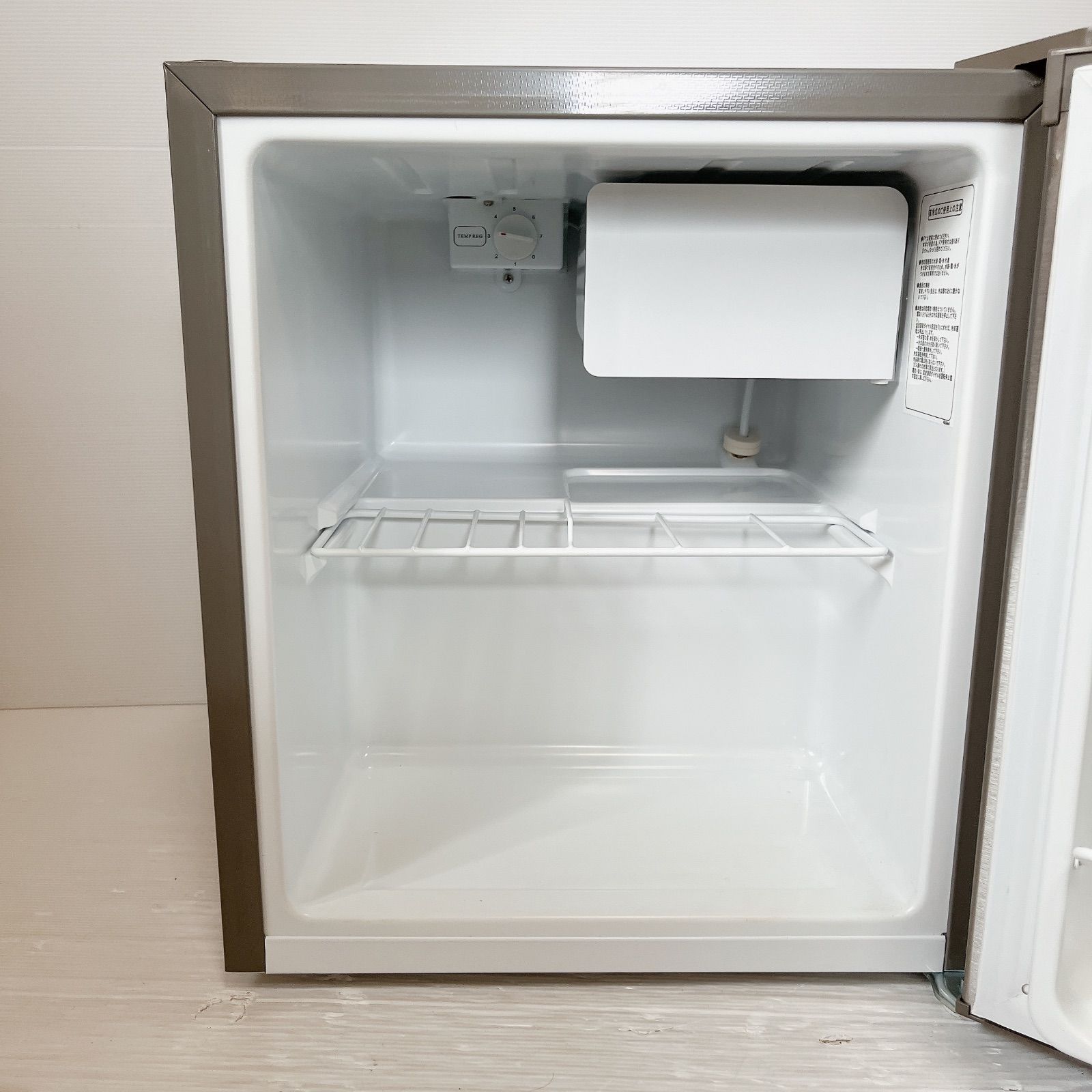 美品　Hisense 21年製 小型冷蔵庫 HR-A42JWS Hisense HR-A42JWS 1ドア冷蔵庫 42L #1215-0607-1 ハイセンス 小型