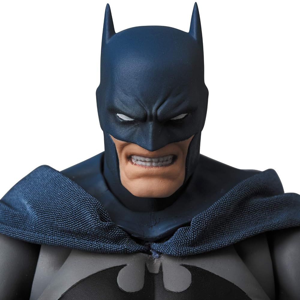 MAFEX マフェックス No.105 BATMAN HUSH バットマン ハッシュ 全高約