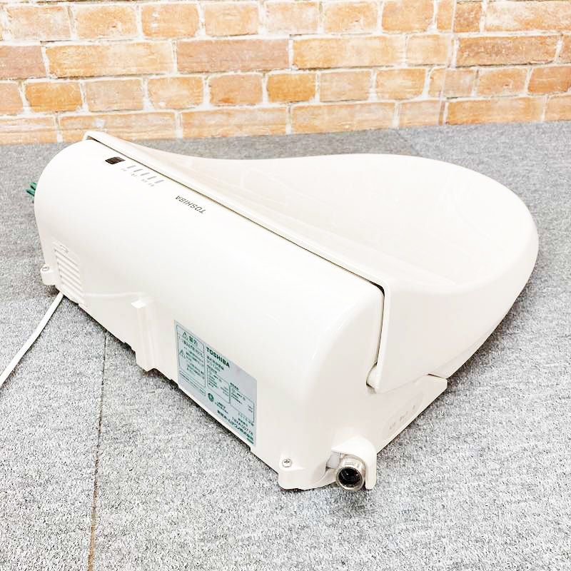 中古品】【ジャンク扱い】 TOSHIBA (東芝) 電気温水便座