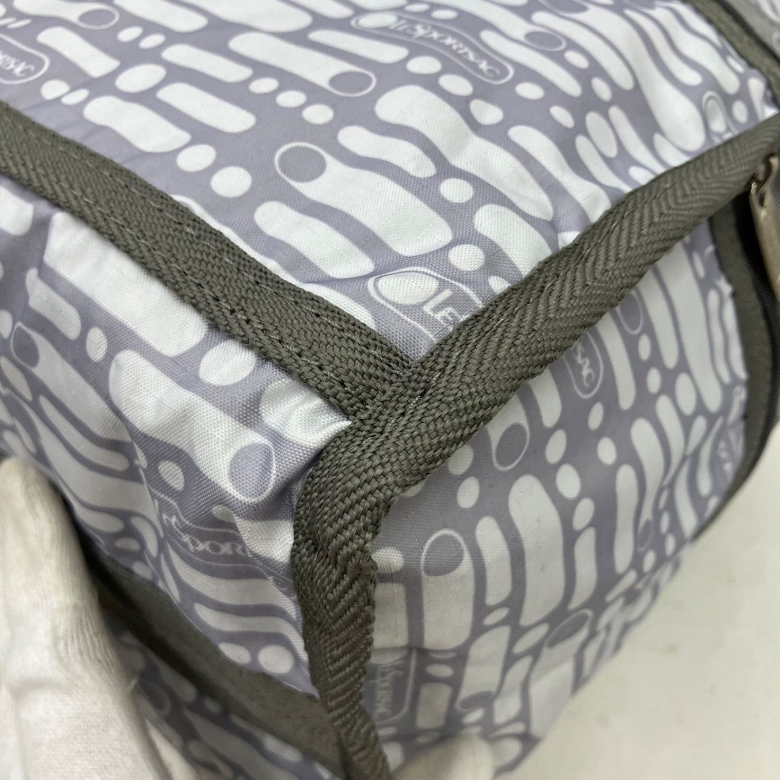 4726 LeSportsac レスポートサック ボストンバッグ グレー レディース