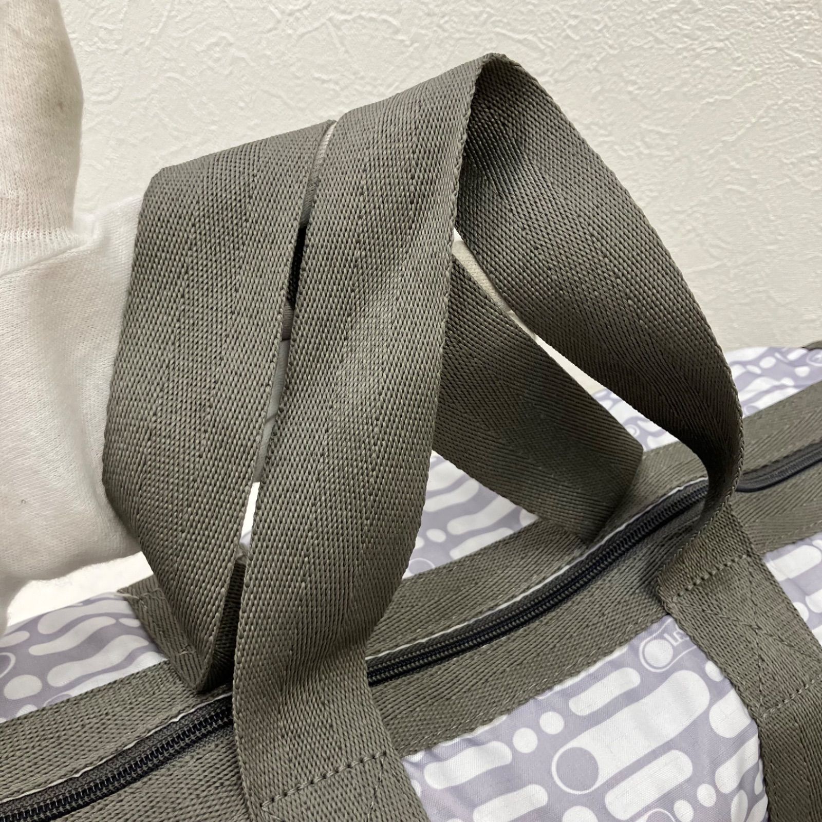4726 LeSportsac レスポートサック ボストンバッグ グレー レディース