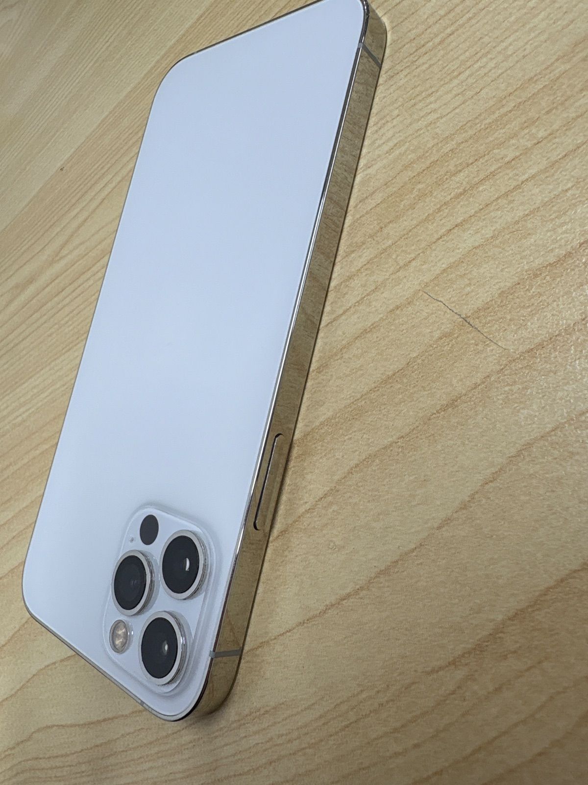 iPhone12 pro 256G シルバー 本体 - メルカリ