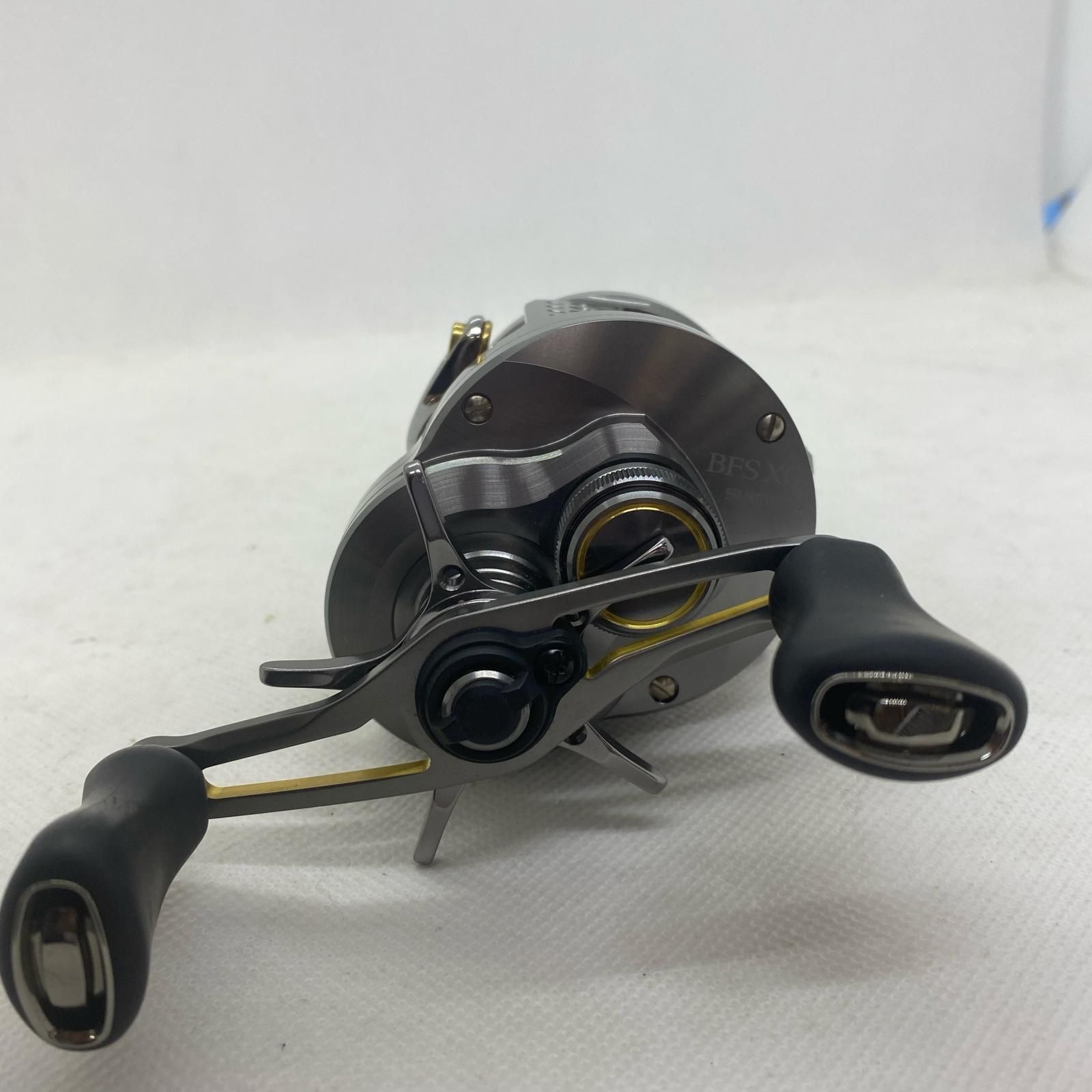 SHIMANO シマノ ベイトリール 23カルカッタコンクエスト BFS XG 045713
