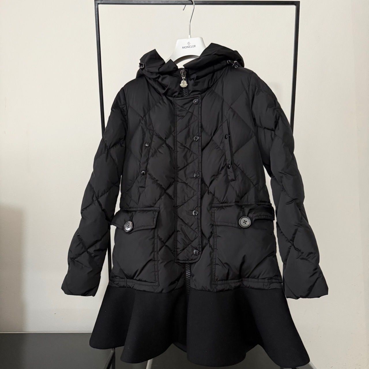 『極美品』MONCLER VAULOGETTE フリル キルティングダウン 1 美品☆モンクレール☆VAULOGETTE☆フリルダウン☆00☆ブラック - メルカリ