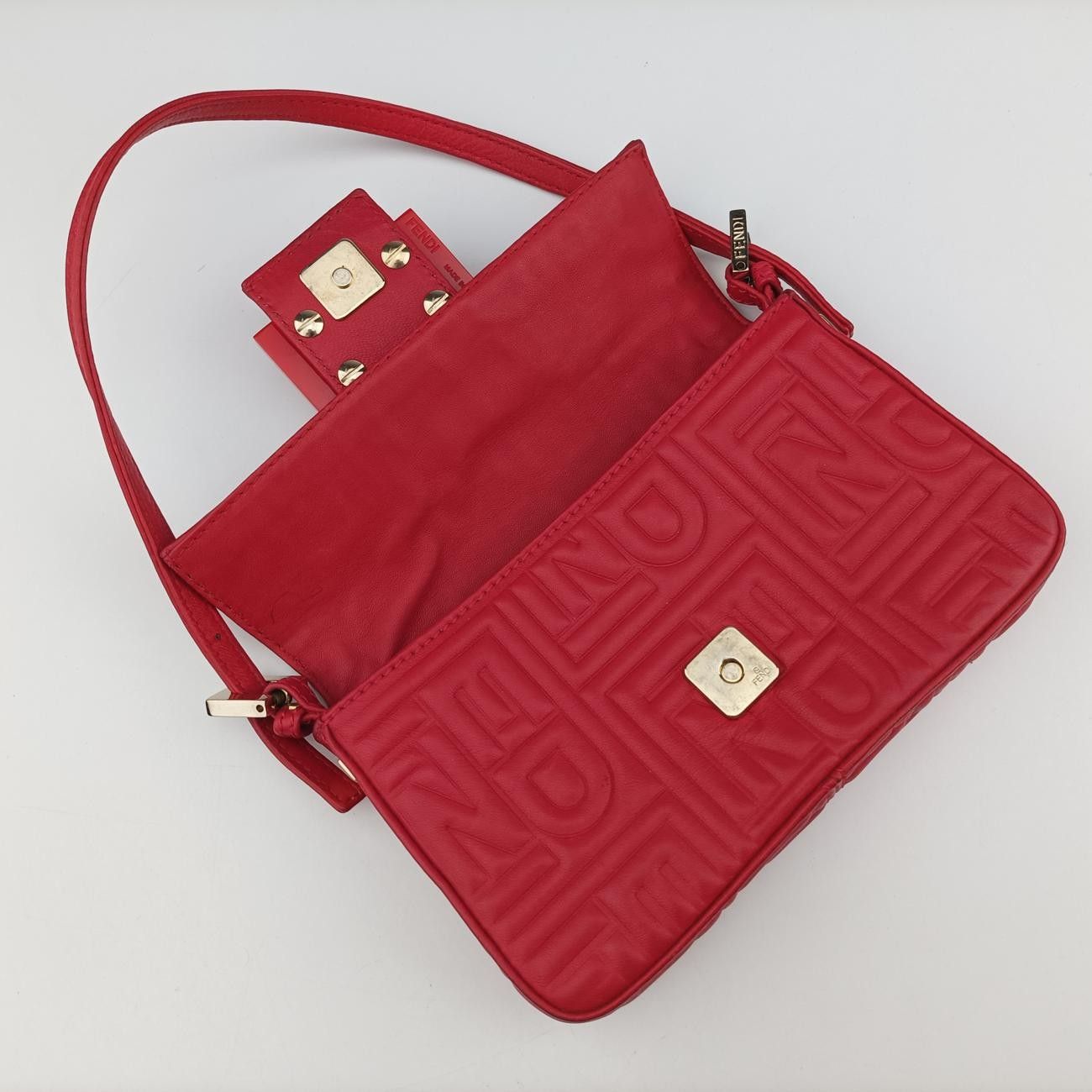 フェンディFendiマンマバケット レッド レザー 8BK060 2415-8BK060-YME