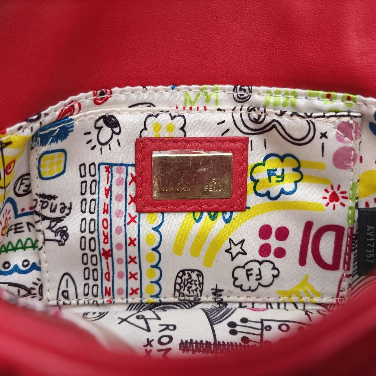 フェンディFendiマンマバケット レッド レザー 8BK060 2415-8BK060-YME