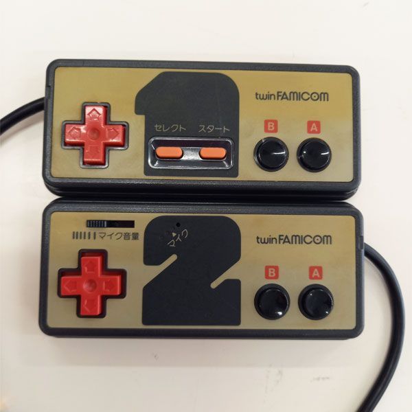 ツインファミコン カセット&ディスク対応 本体セット #m00514 - メルカリ