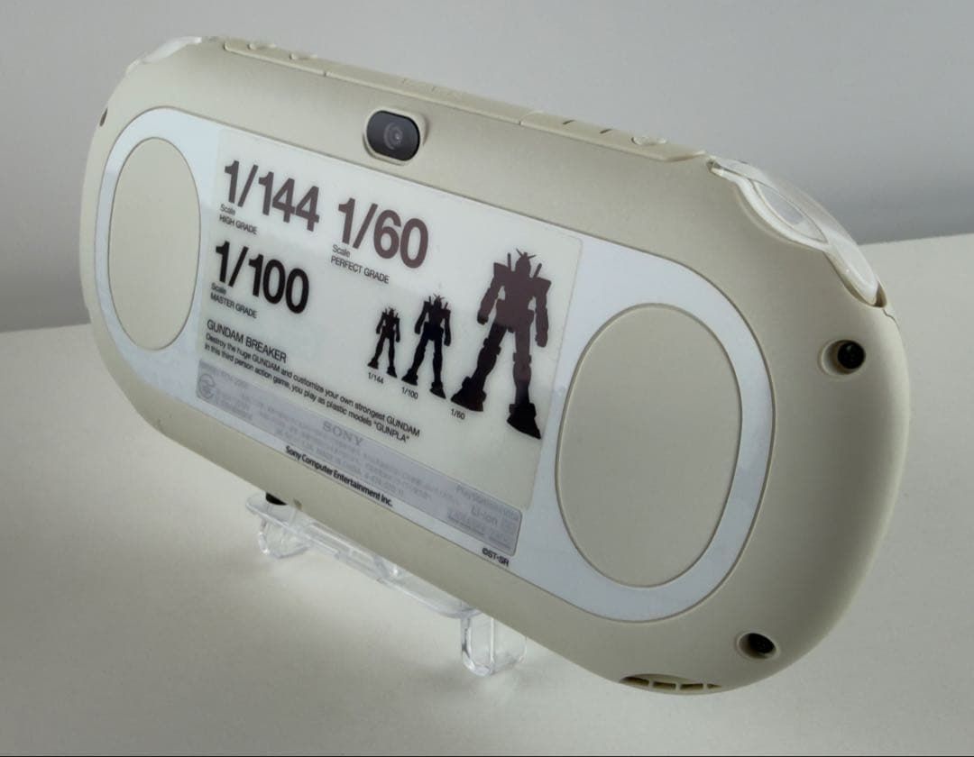 美品 PSVITA ガンダムブレイカー 本体 PCH 2000 ソニー ヴィータ