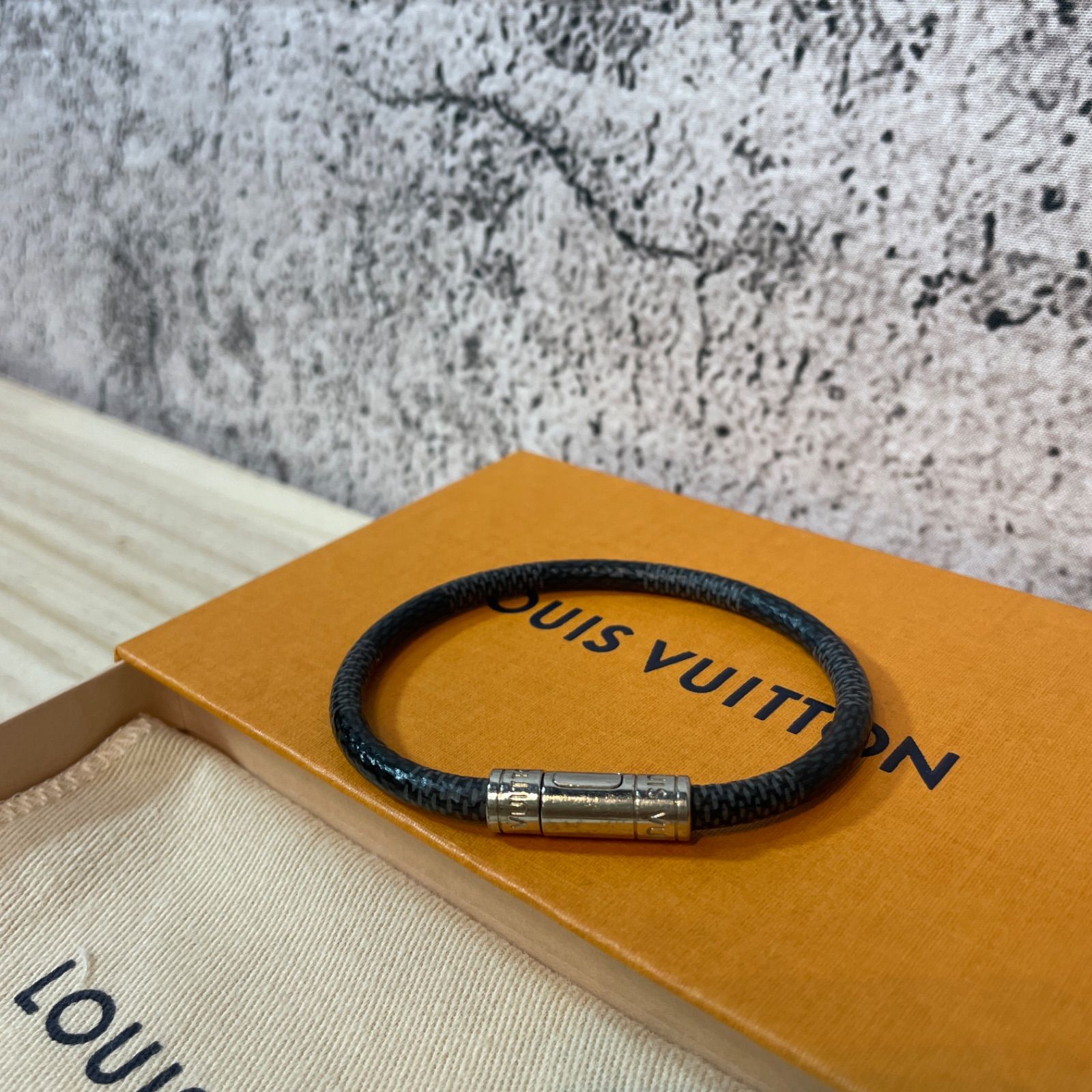 Louis Vuitton ルイヴィトン ダミエ ブラスレキープイット