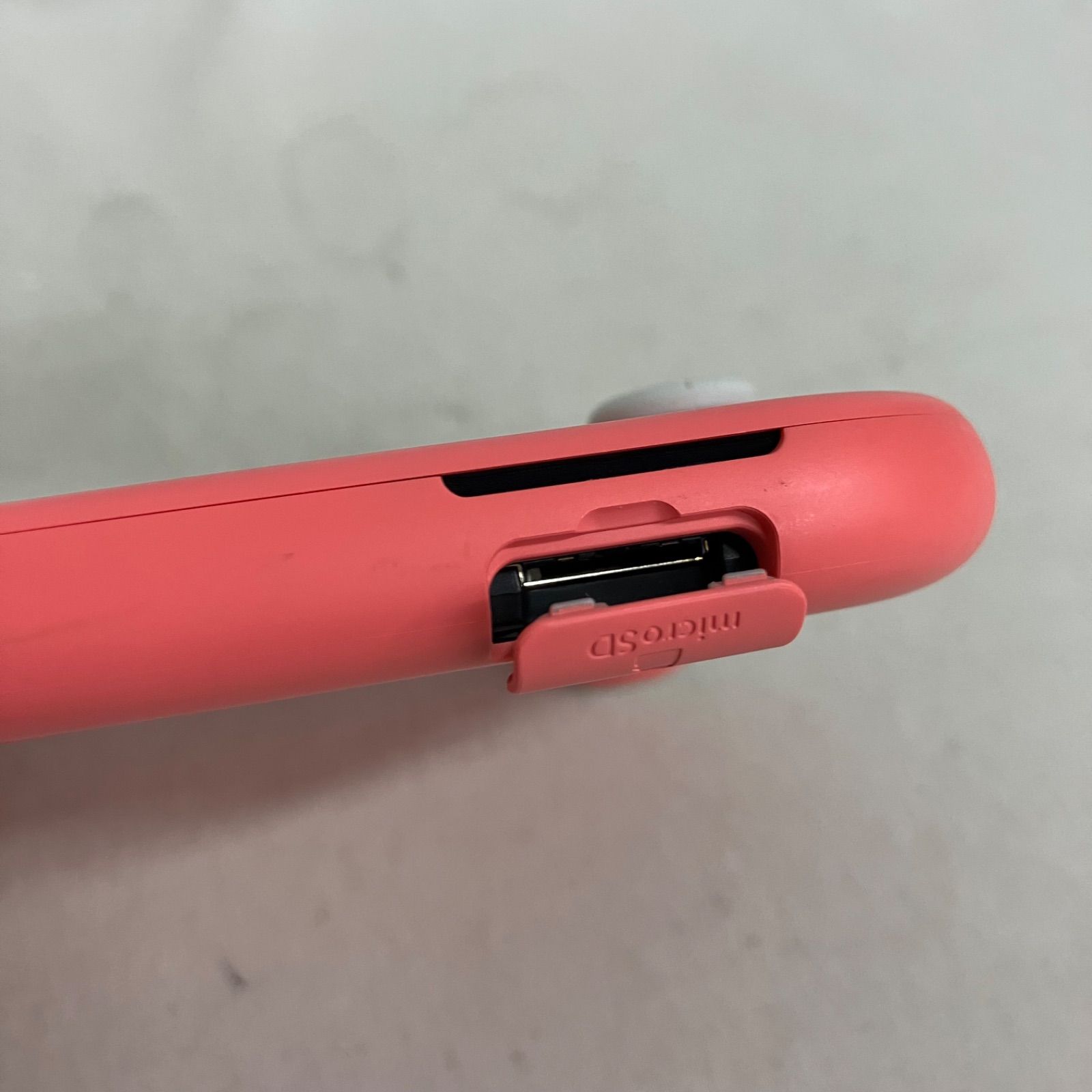 中古 Nintendo Switch lite スイッチ ライト コーラル 本体のみ