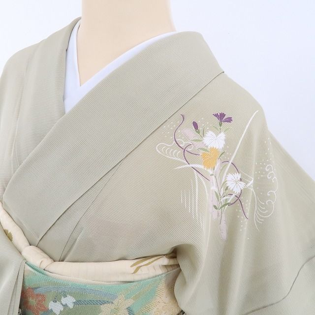 Hanna 未着用 絽 金駒刺繍 花籠 夏着物 仕付糸付 訪問着 6436 未着用・夏訪問着】絽 金駒刺繍 夏着物 正絹 仕付け糸付 tomihisa“言葉