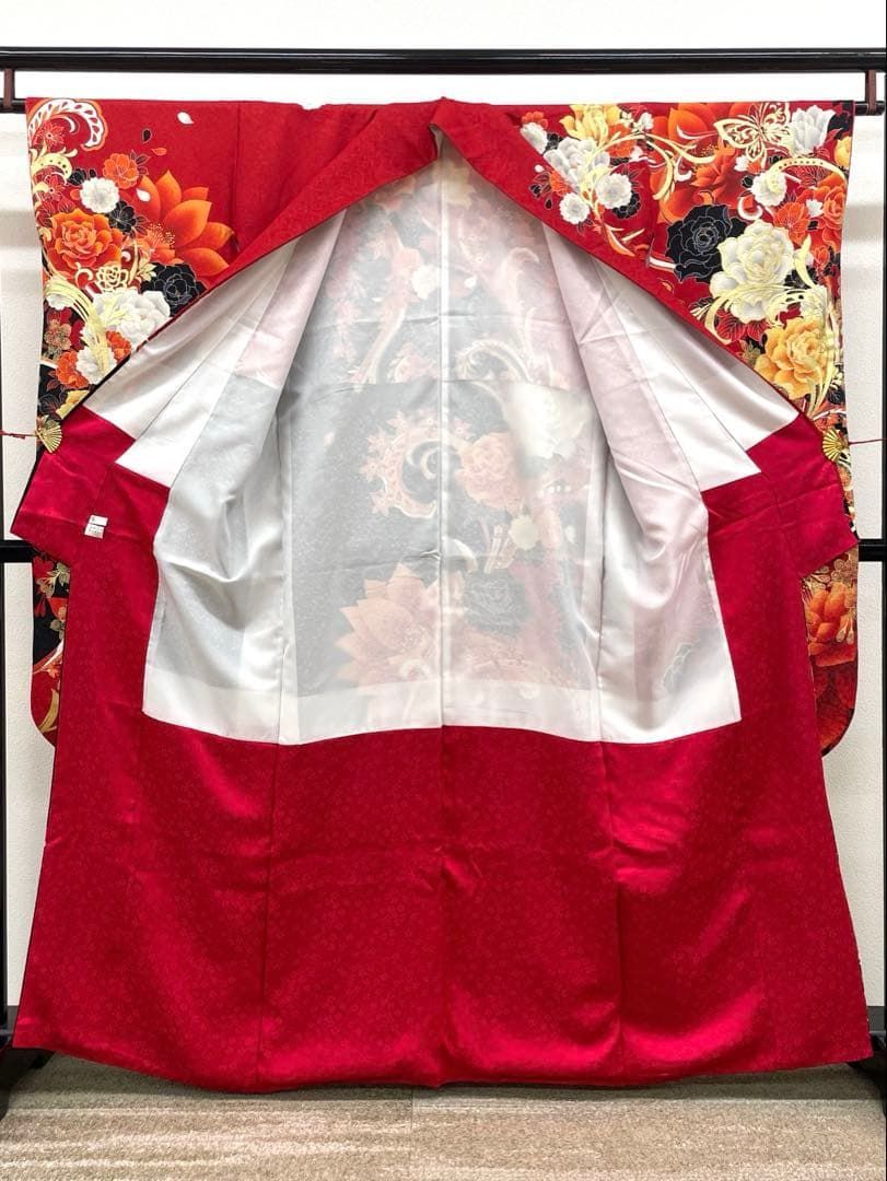 振袖 刺繍 金彩 銀通し 紋意匠 身丈158cm 撥水加工済 HKT196 - メルカリ