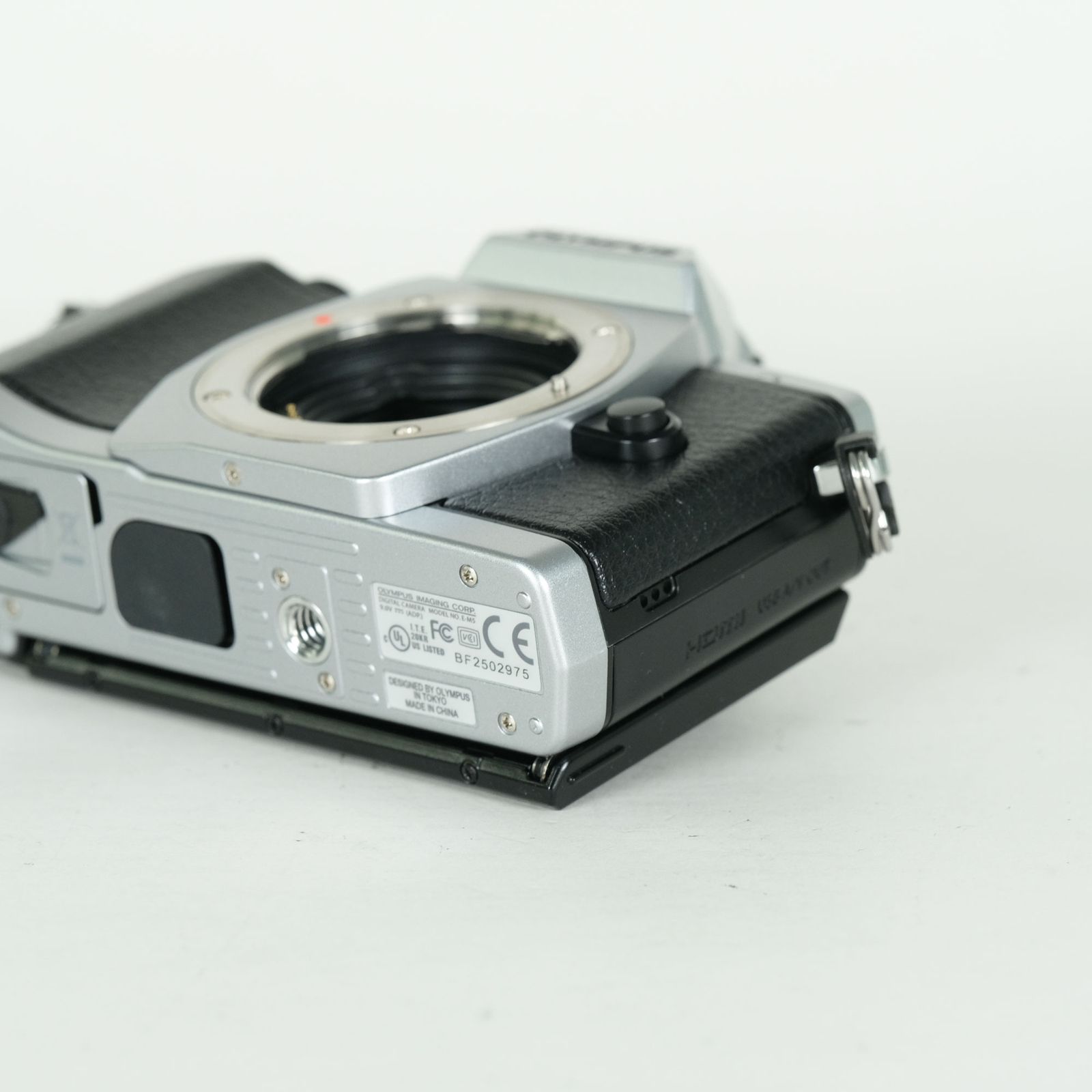 美品 | シャッター数481回] OLYMPUS OM-D E-M5 ボディ シルバー
