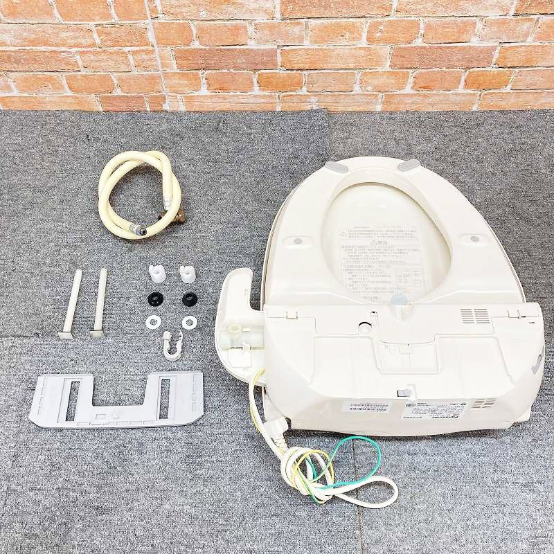 中古品】【良品】 Panasonic パナソニック 電気温水便座