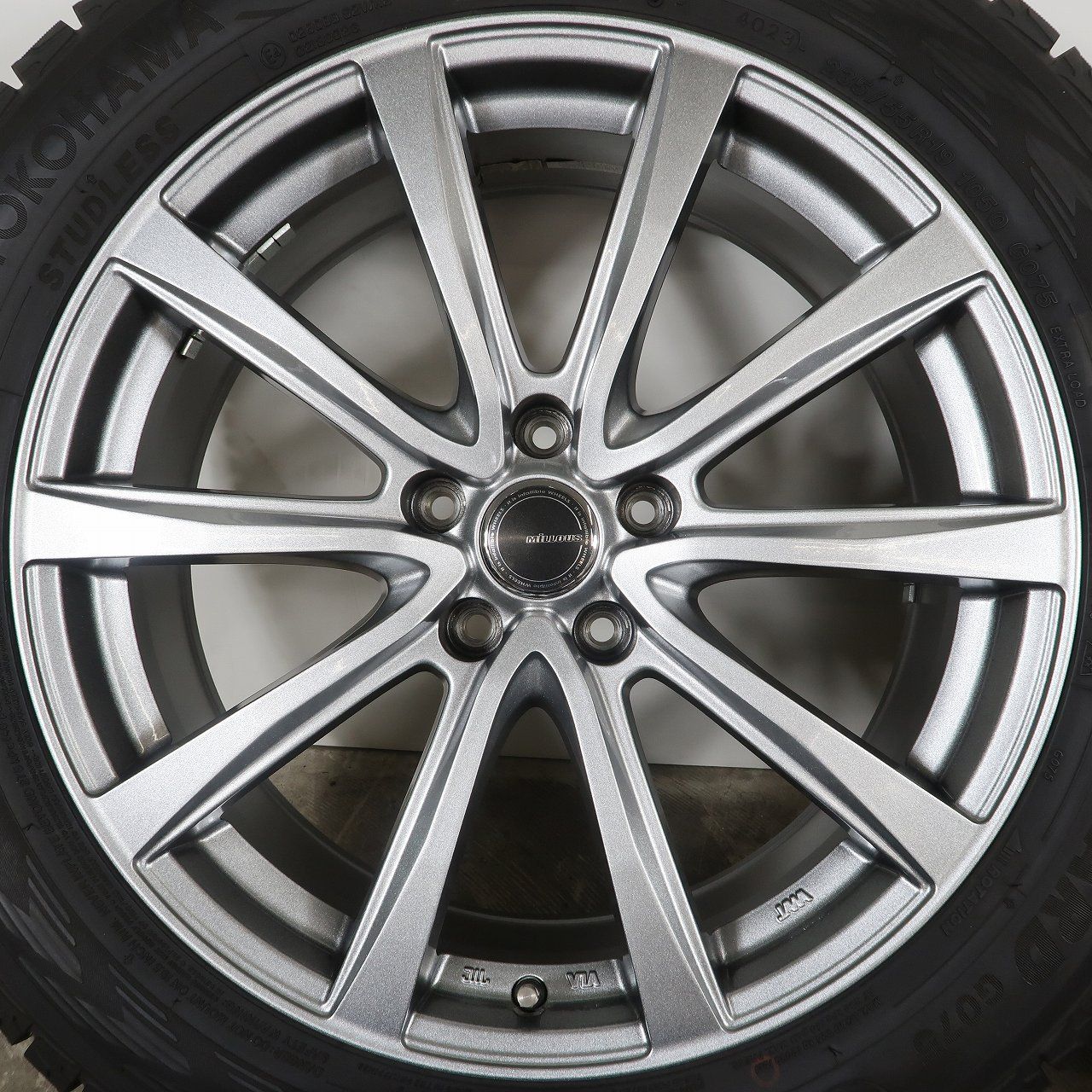 RAV4 CX-60 エクストレイル T33 等 4本 MiLLOUS 19インチ 7.5J+38 5H 