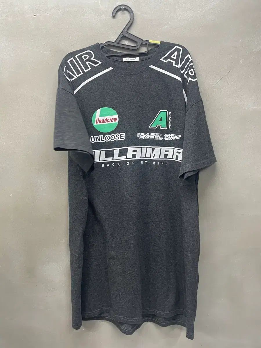 Gill Aimar グレー プリンティング 半袖T 機能性