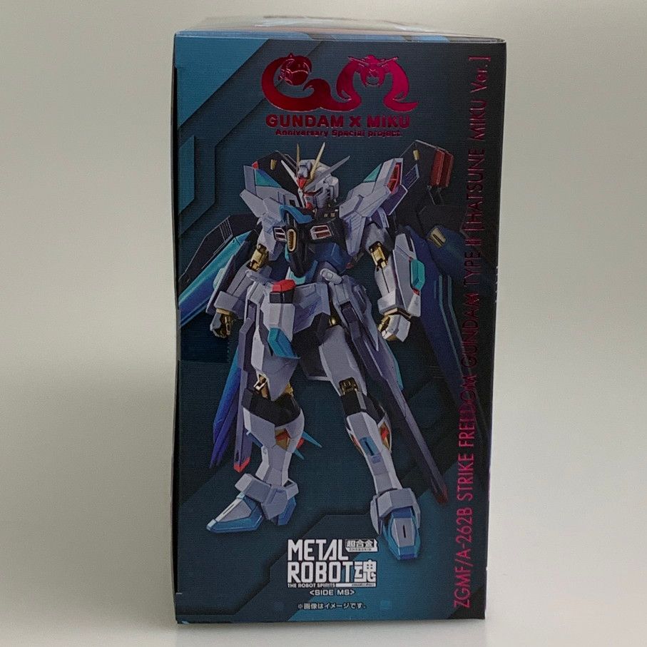 L ROBOT魂 ストライクフリーダムガンダム弐式　中古美品 中古美品】 METAL ROBOT魂 ストライクフリーダムガンダム弐式［初音
