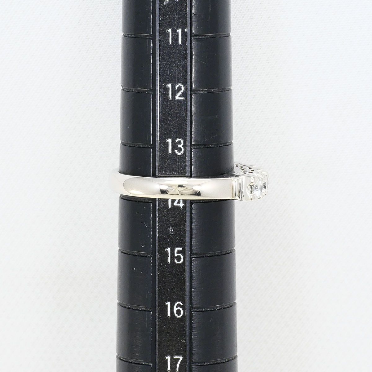 Thaosiuu！鑑定書0.238ctプラチナダイヤモンドリングpt900 PT900/プラチナ リング・指輪 14号 ダイヤモンド 0.702ct 鑑別書 総