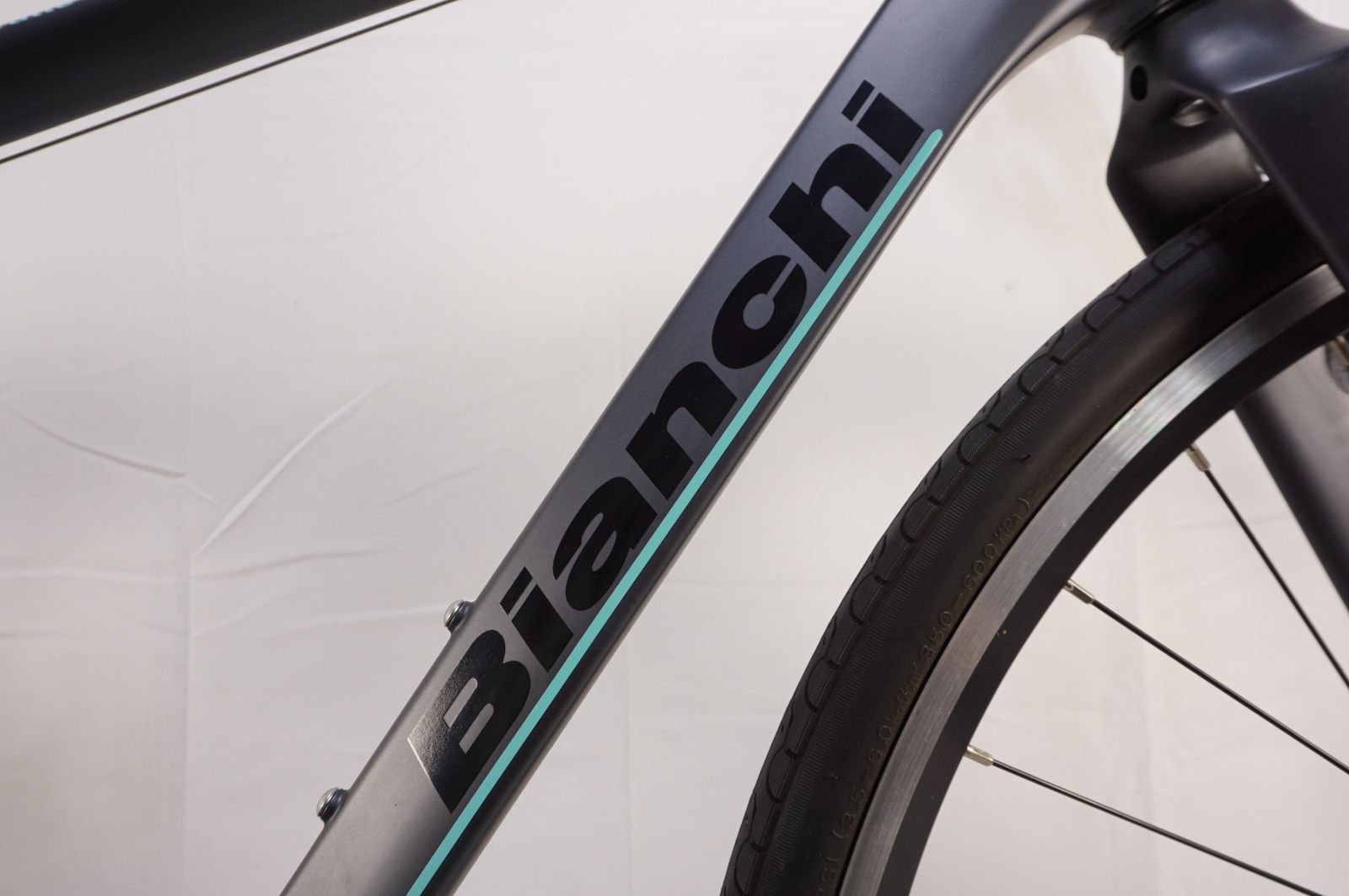 【12/7までに取りに来ていただける方限定】ビアンキ 2016年モデルROMA4 BIANCHI 「ビアンキ」 ROMA4 2016年モデル クロスバイク / バイチャリ