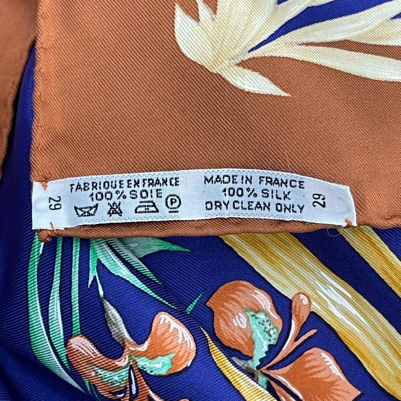 新品同様 HERMES エルメス スカーフ シルク カレ90 CHEVAL fleuri 花