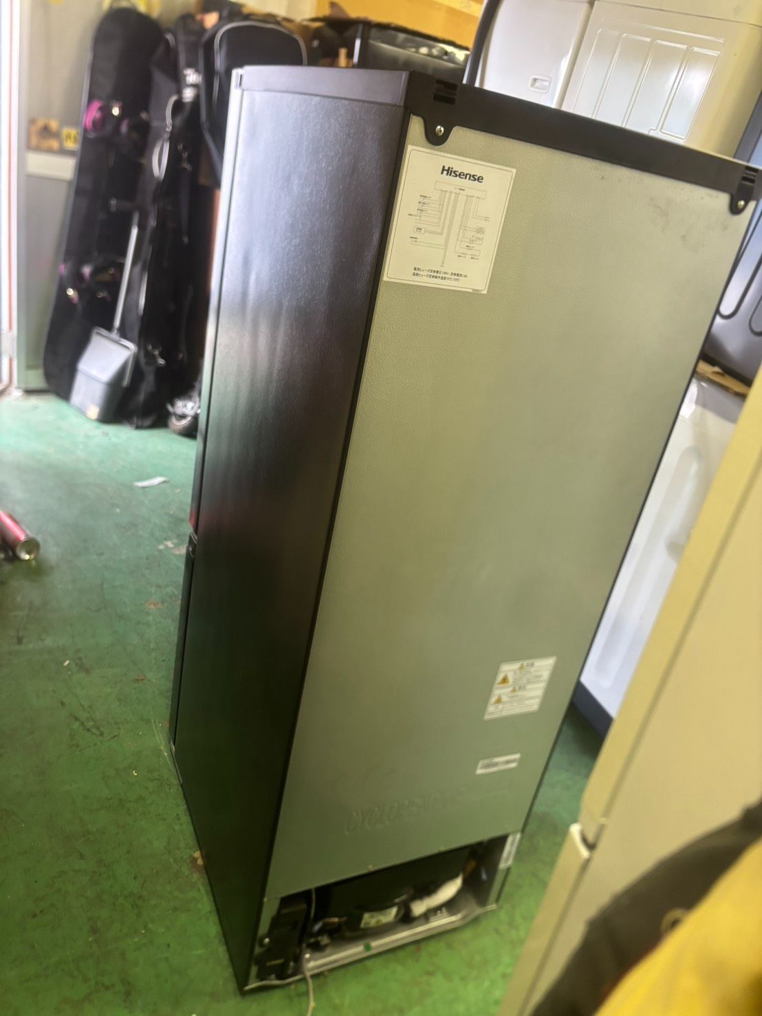 美品 ハイセンス 冷蔵庫 162L 2022年製 HR-D15FB 黒 [479] - メルカリ