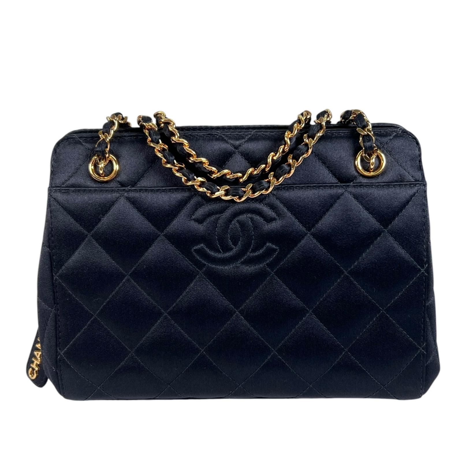 美品 CHANEL シャネル マトラッセ ショルダーバッグ サテン ブラック レディース ココマーク【中古】【送料無料】
