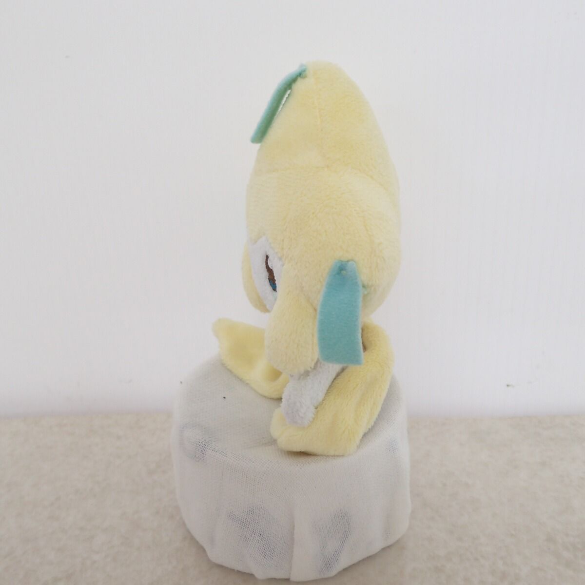 ポケモンセンター　ジラーチ　キャンバス　ぬいぐるみ ポケモンセンター ポケモンキャンバスぬいぐるみ ジラーチ 紙タグ無