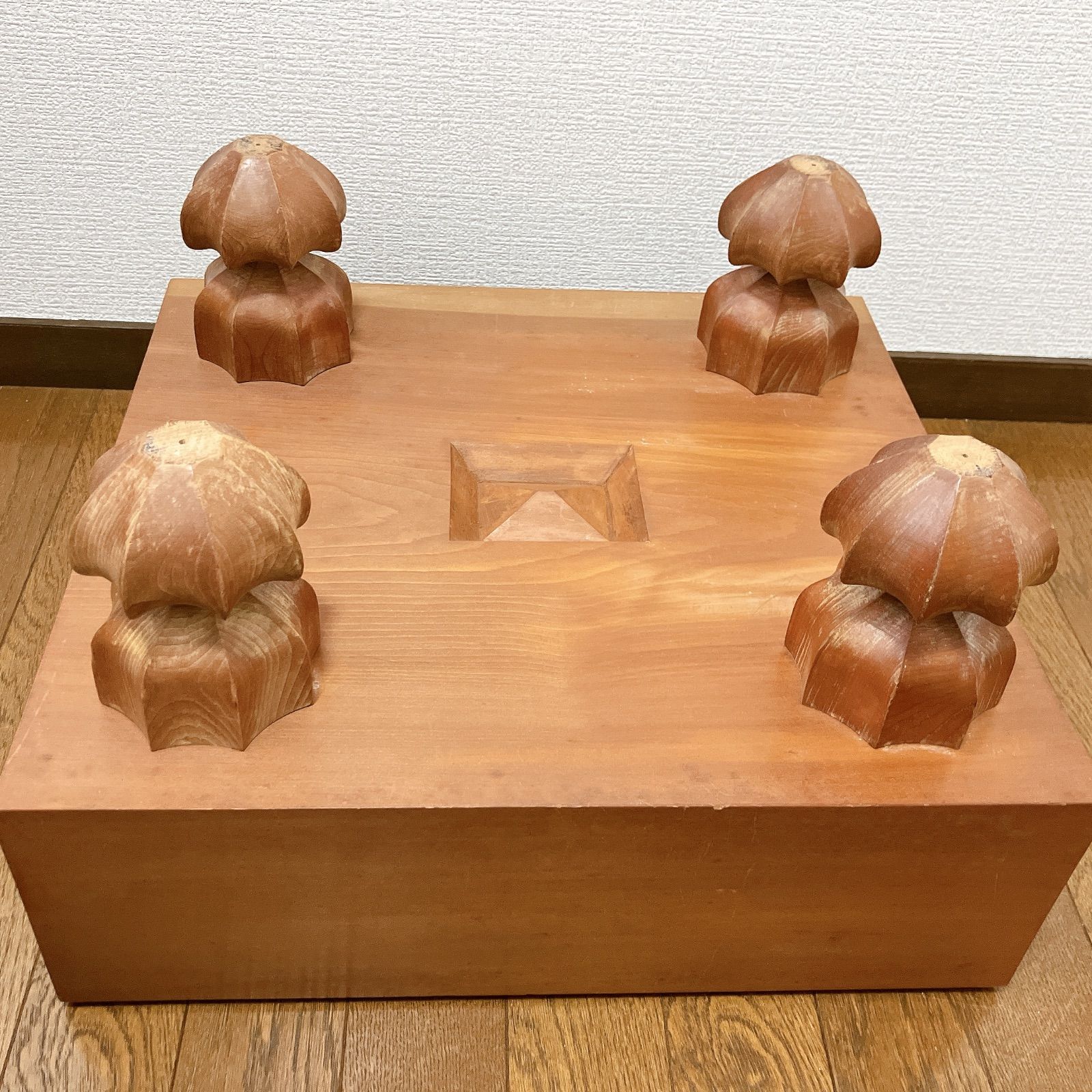 高級囲碁盤 足付き へそ付き 厚さ約15cm 19路盤 木製 - メルカリ